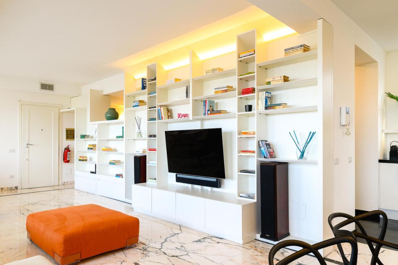 Peaceful Penthouse With Garage By Ndp Rent Apartamento Roma