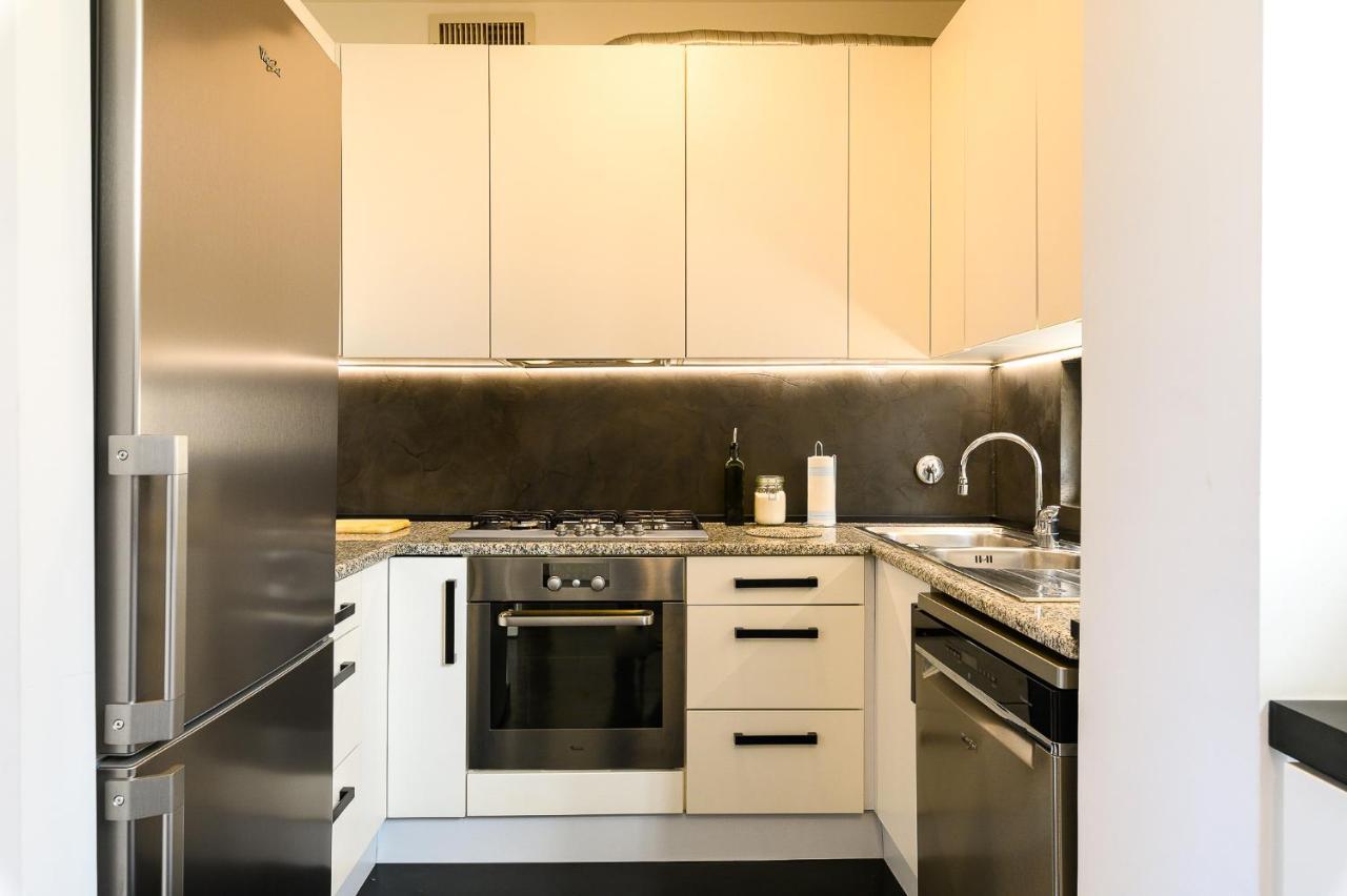 Peaceful Penthouse With Garage By Ndp Rent Apartamento Roma